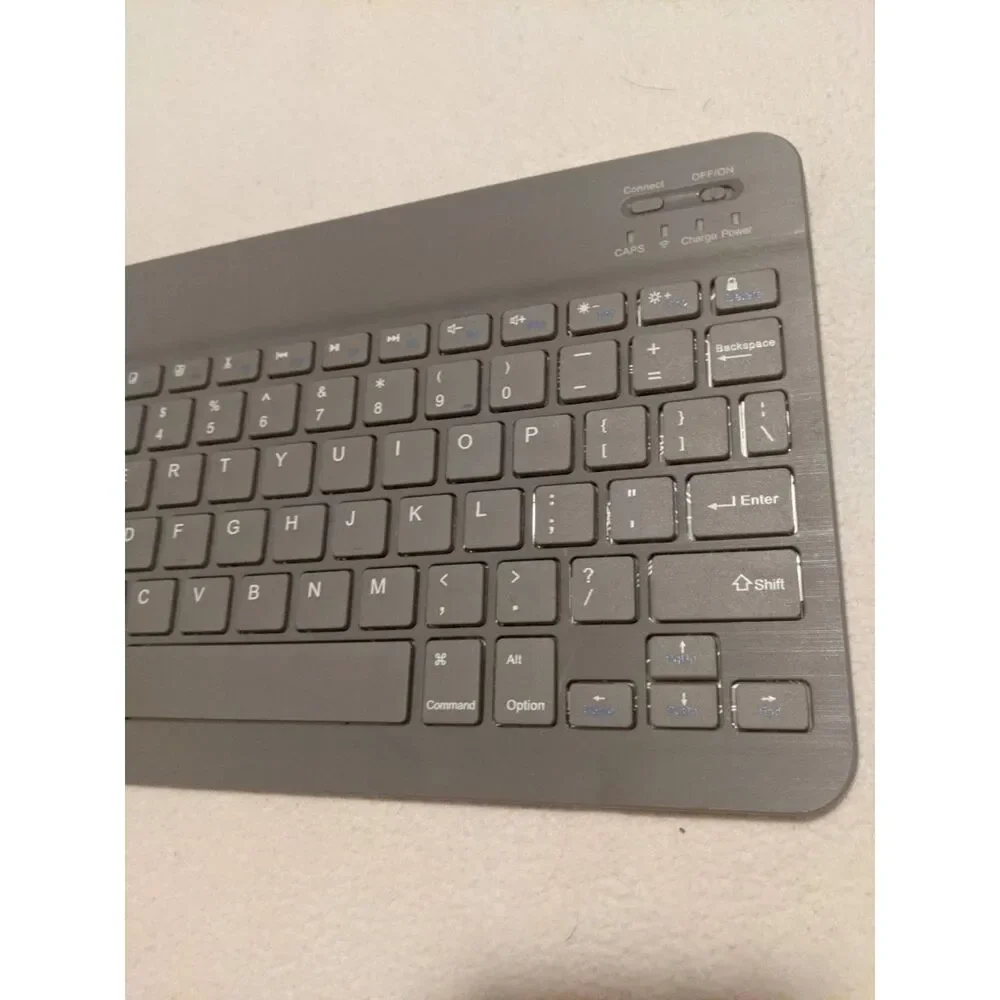 Ultra Slim Portable Bluetooth Wireless Keyboard Universal iPad Tablet Space Gray